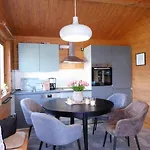 Kuestenhaus Brandgans 度假居 *